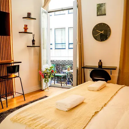 Apartment Comfy & Cozy 5Br Apartment In The Heart Of Ghent