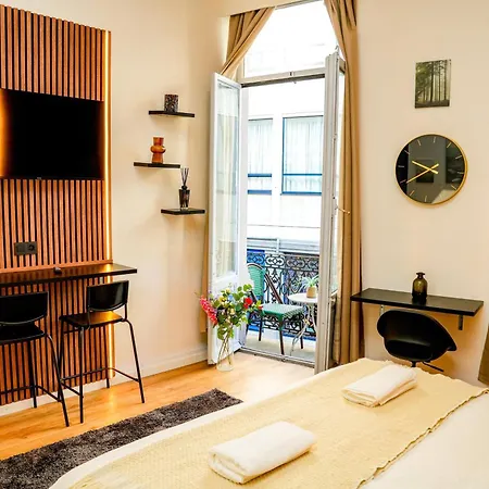 Apartment Comfy & Cozy 5Br Apartment In The Heart Of Ghent
