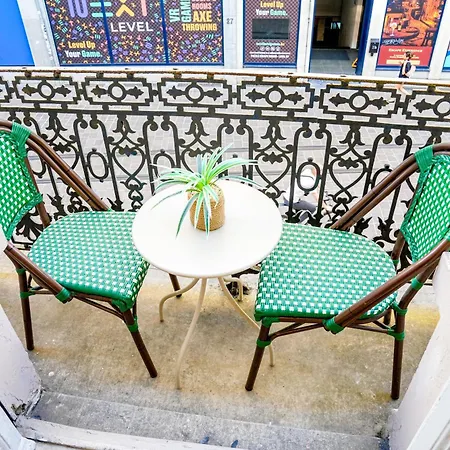 Comfy & Cozy 5Br Apartment In The Heart Of Ghent Ghent