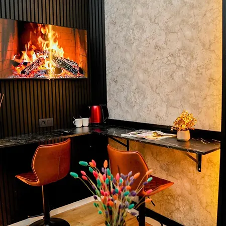 Apartment Comfy & Cozy 5Br Apartment In The Heart Of Ghent