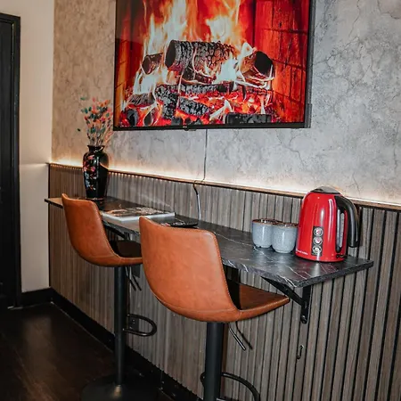 Comfy & Cozy 5Br Apartment In The Heart Of Ghent Apartment *