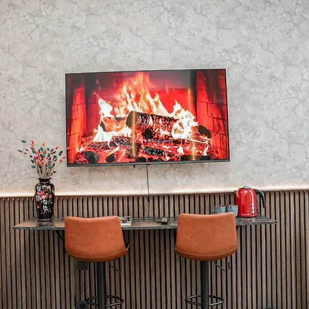 Apartment Comfy & Cozy 5Br Apartment In The Heart Of Ghent